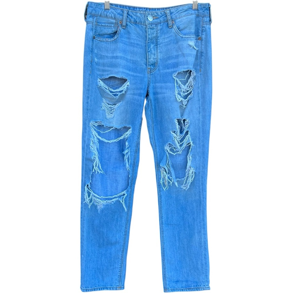 AE | Ultimate Distressed Jean | 10 - Picture 2 of 12